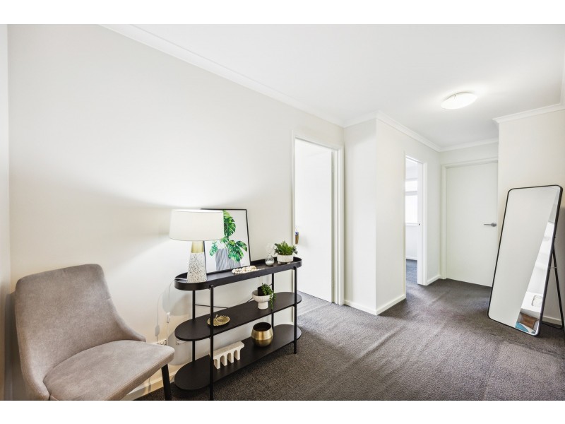 2/5 Arthur Street, Crestwood NSW 2620