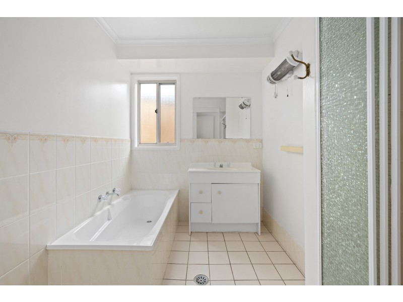 2 Grounds Crescent, Greenway ACT 2900