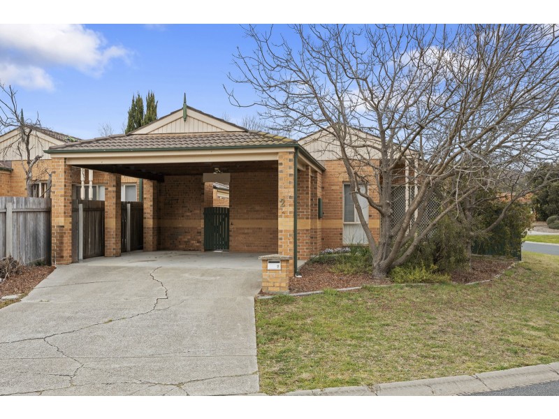 2 Grounds Crescent, Greenway ACT 2900