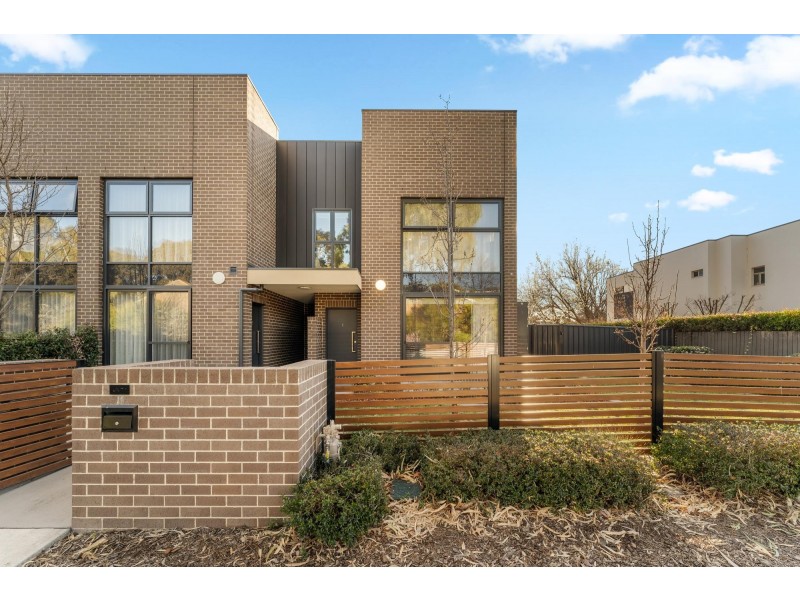 1/9 Oliver Street, Lyneham ACT 2602