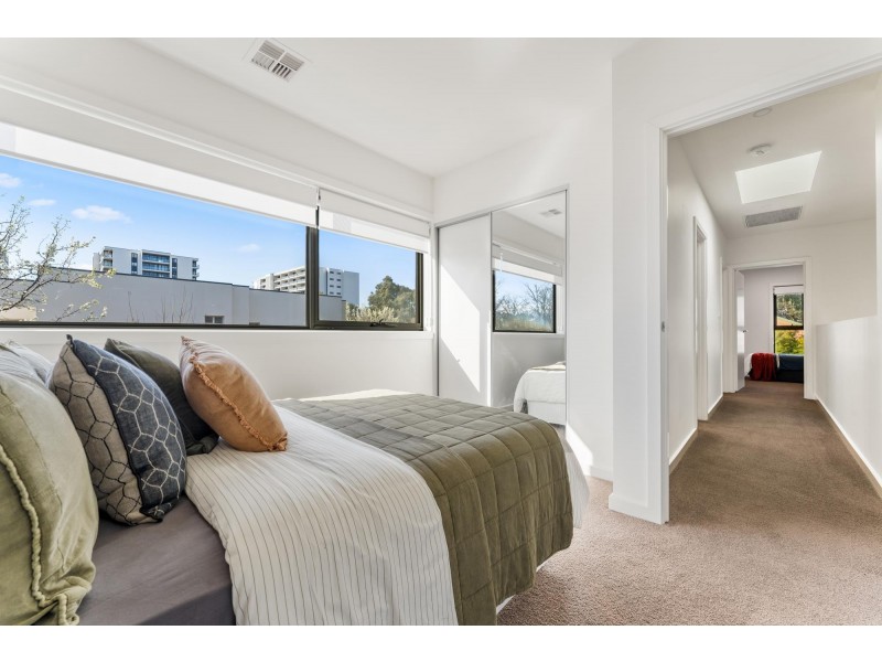 1/9 Oliver Street, Lyneham ACT 2602