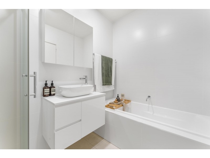 1/9 Oliver Street, Lyneham ACT 2602