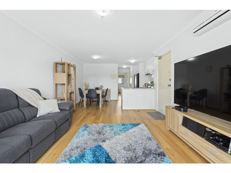 56/75 Elizabeth Jolley Crescent, Franklin ACT 2913