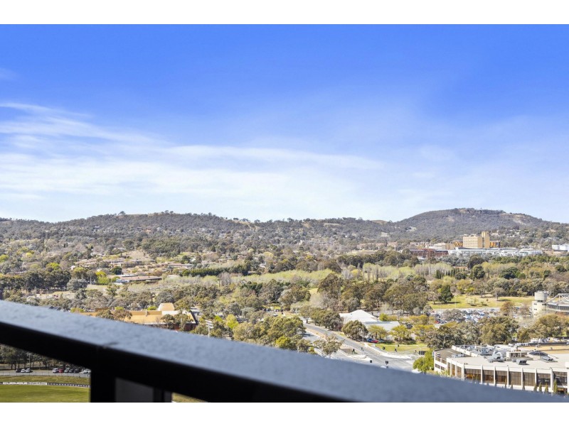 T2-2001/2 Furzer Street, Phillip ACT 2606