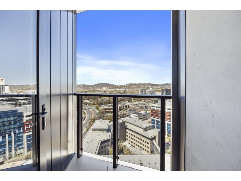 T2-2001/2 Furzer Street, Phillip ACT 2606