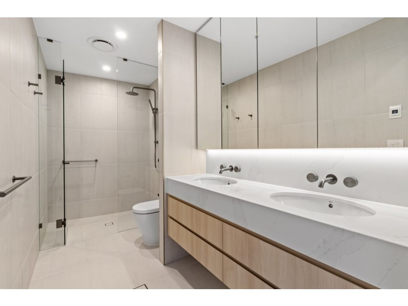 196/44 Constitution Avenue, Parkes ACT 2600