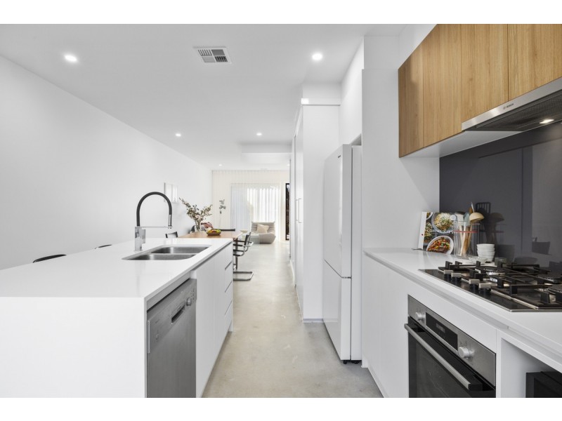 2/3 Lowrie Street, Dickson ACT 2602