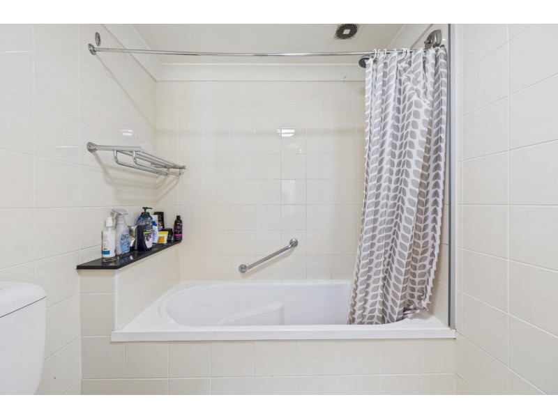 220/2 Akuna Street, City ACT 2601