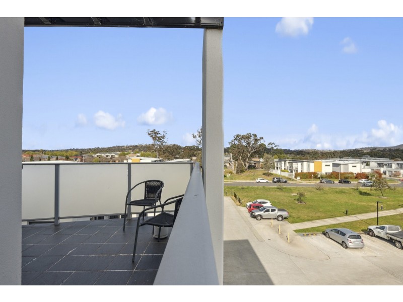 12/4 Sapling Street, Harrison ACT 2914