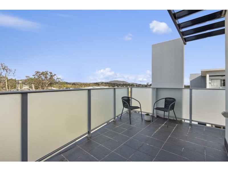 12/4 Sapling Street, Harrison ACT 2914