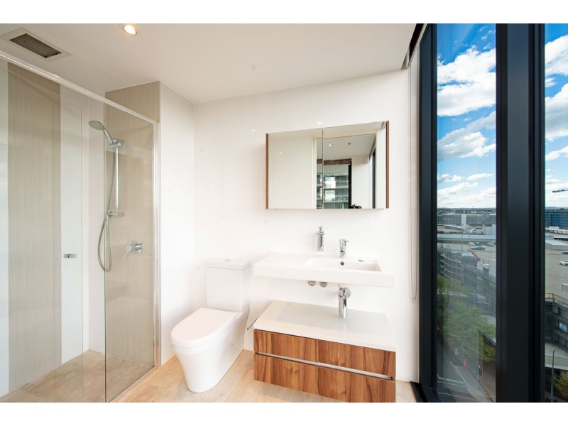 1007/240 Bunda Street, City ACT 2601
