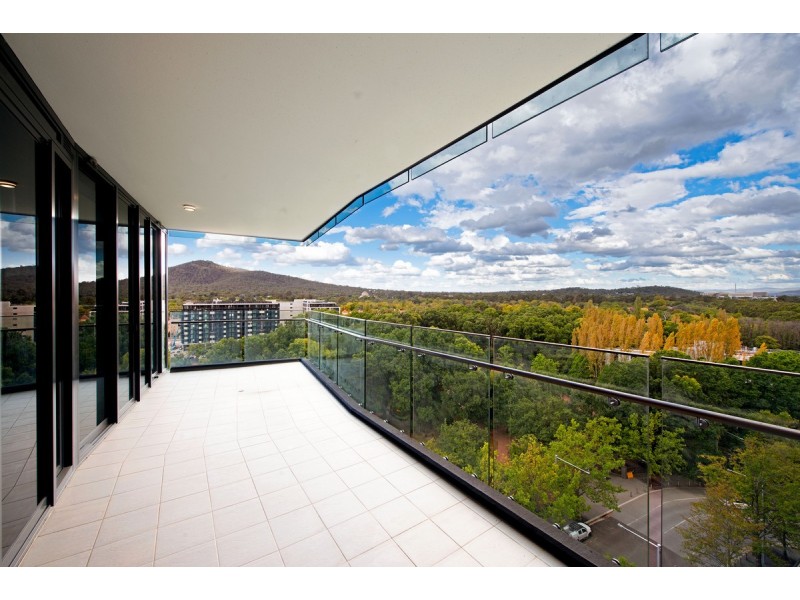 1007/240 Bunda Street, City ACT 2601