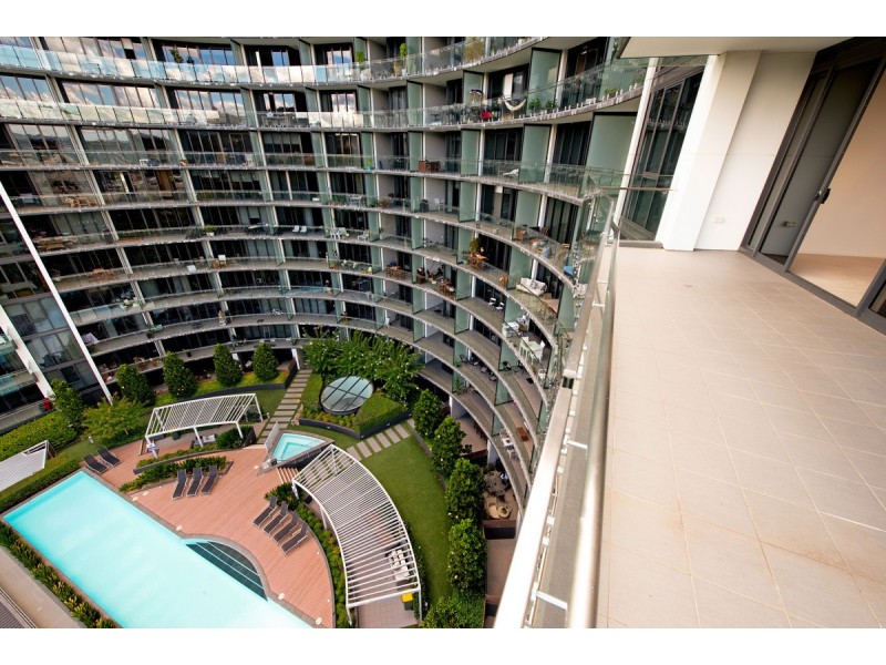 1007/240 Bunda Street, City ACT 2601