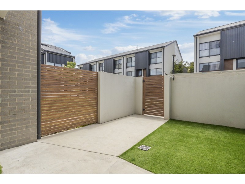 25/23 Wanderlight Avenue, Lawson ACT 2617