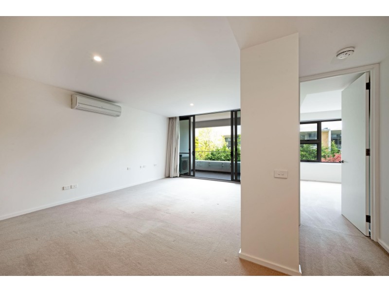 211/50 Eastlake Parade, Kingston ACT 2604