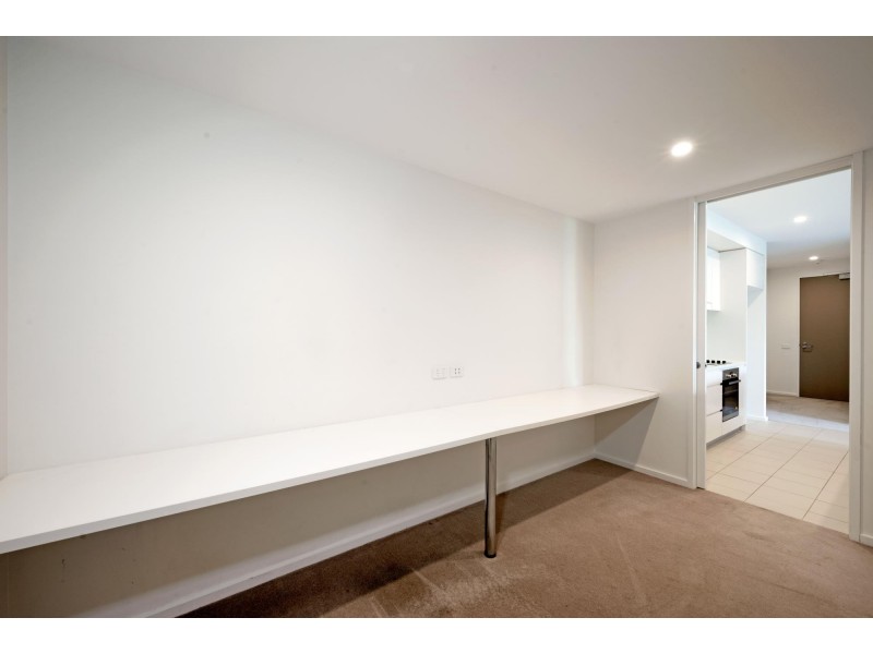 211/50 Eastlake Parade, Kingston ACT 2604