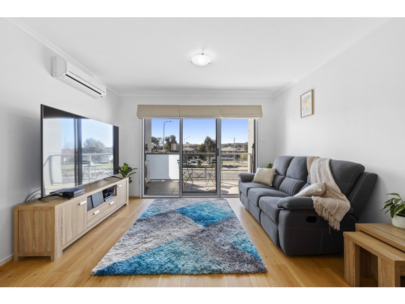56/75 Elizabeth Jolley Crescent, Franklin ACT 2913