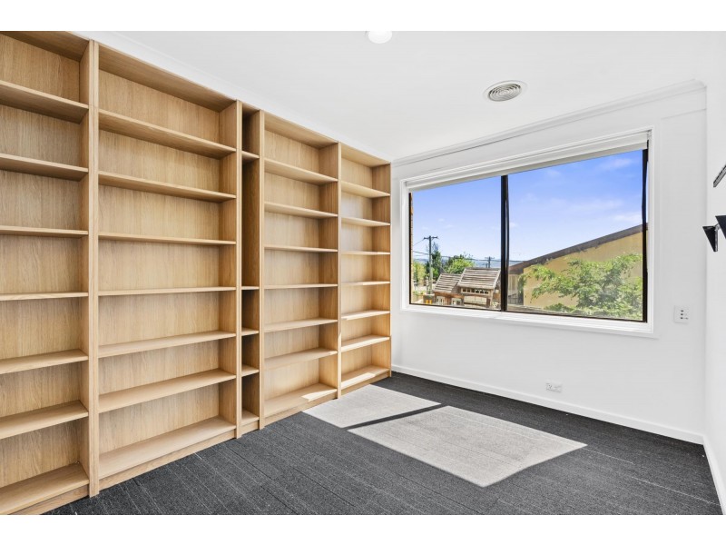 1 Guthridge Crescent, Wanniassa ACT 2903