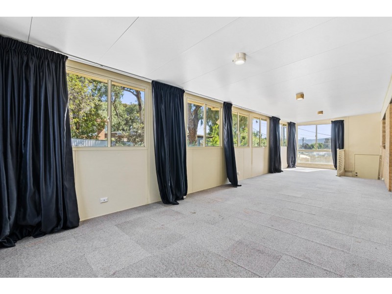1 Guthridge Crescent, Wanniassa ACT 2903