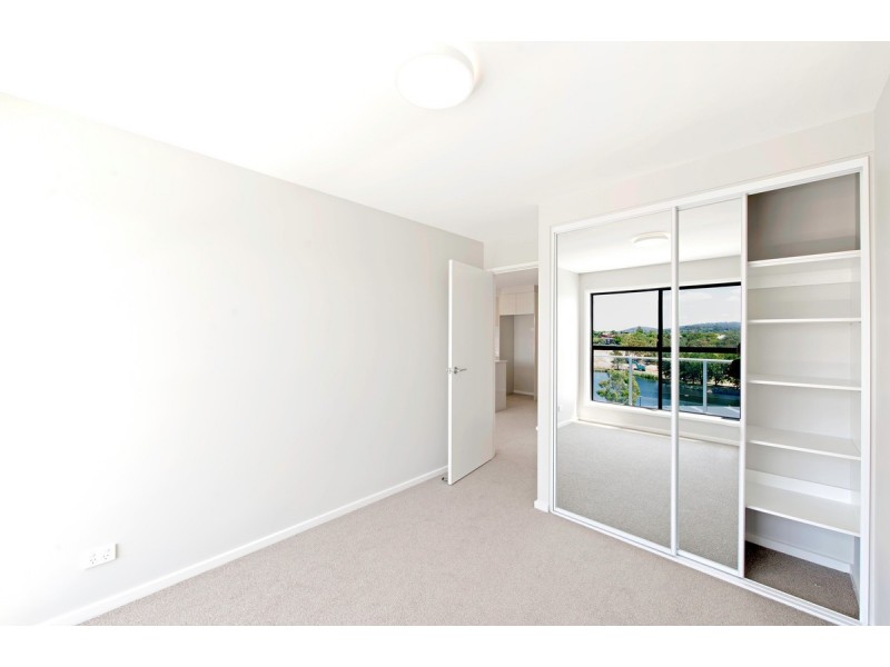 270/12 Limburg Way, Greenway ACT 2900