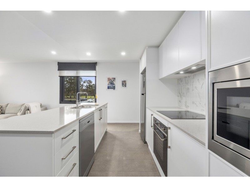 18/90 Lowanna Street, Braddon ACT 2612