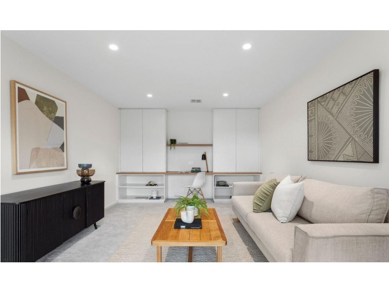 72 Narden Street, Crace ACT 2911