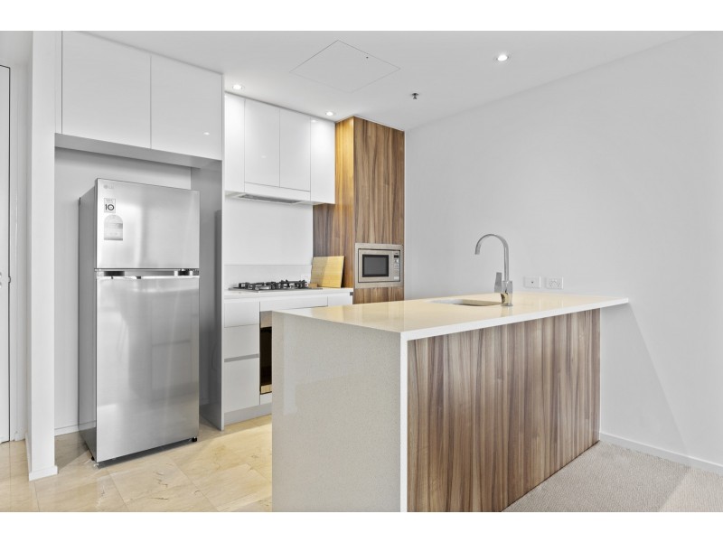 1517/240 Bunda Street, City ACT 2601