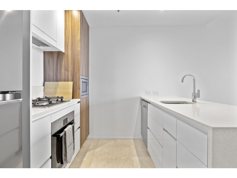 1517/240 Bunda Street, City ACT 2601