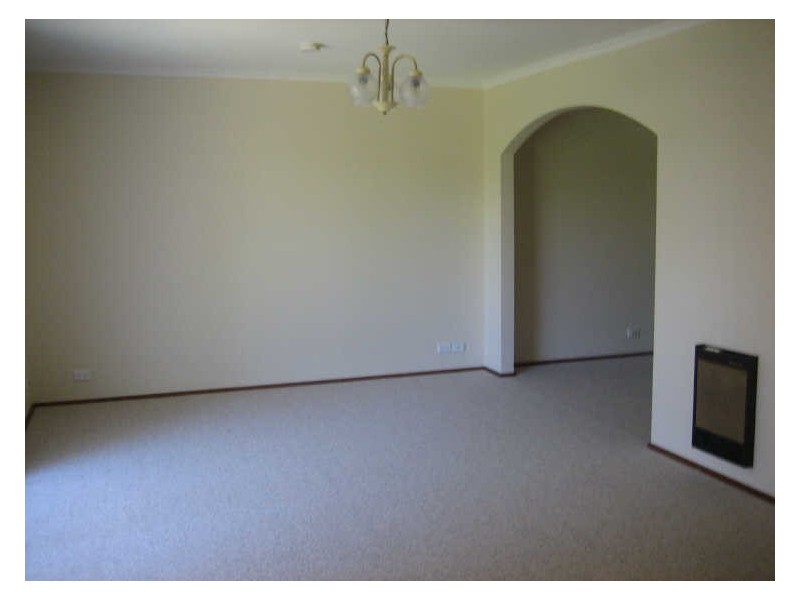 12 Yelland Place, Gilmore ACT 2905