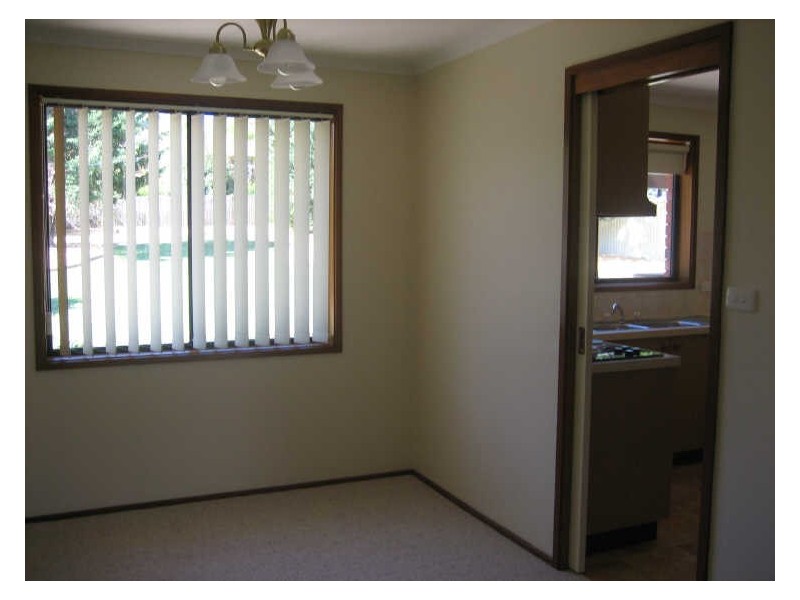 12 Yelland Place, Gilmore ACT 2905