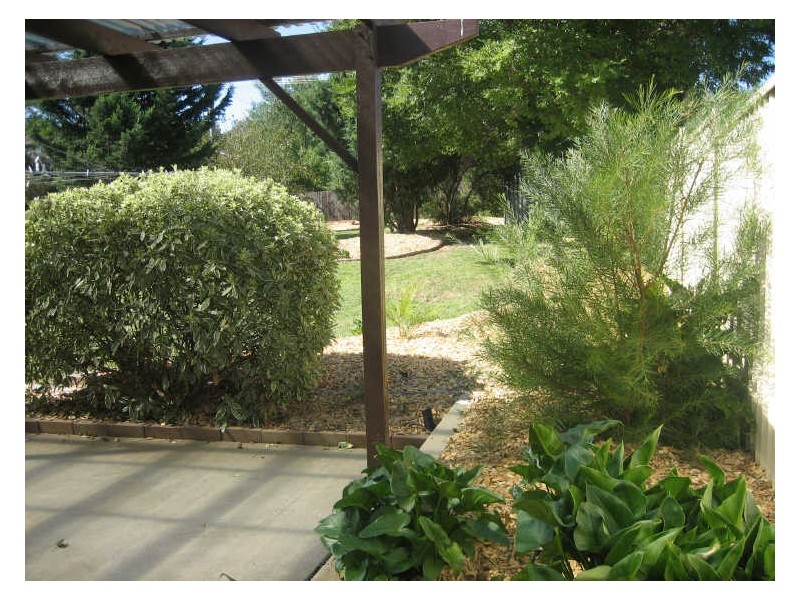 12 Yelland Place, Gilmore ACT 2905
