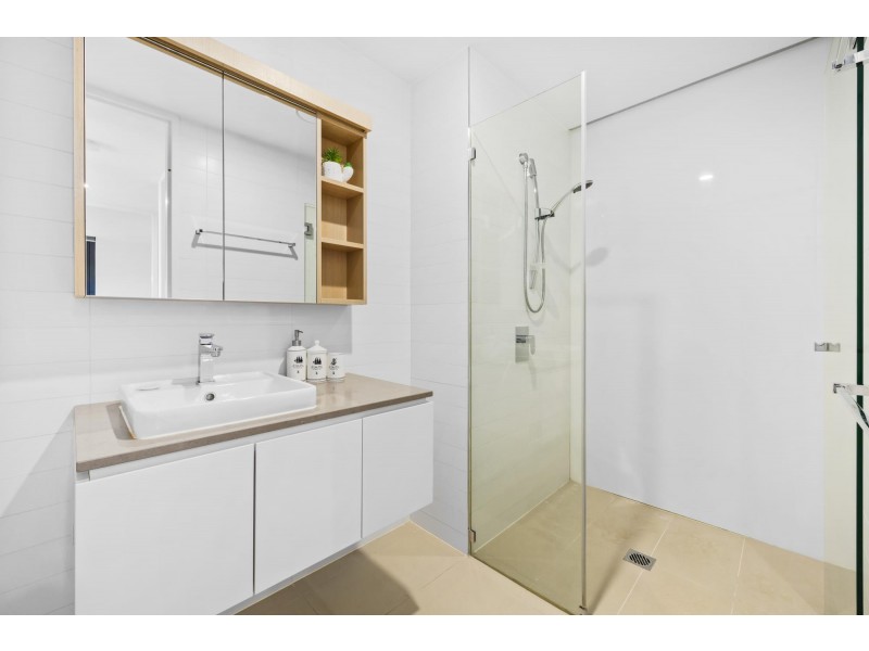 105/99 Eastern Valley Way, Belconnen ACT 2617