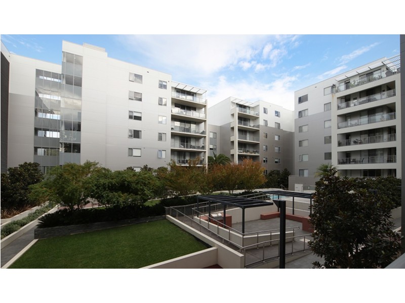 151/15 Coranderrk Street, City ACT 2601