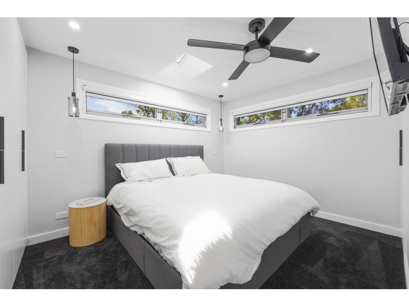 2/11 Pollock Street, Chifley ACT 2606