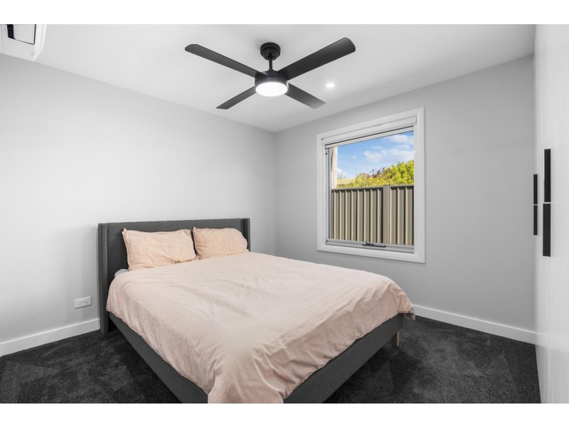 2/11 Pollock Street, Chifley ACT 2606