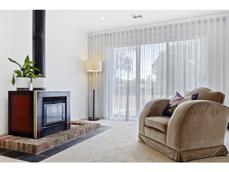 22 Payne Place, Fadden ACT 2904