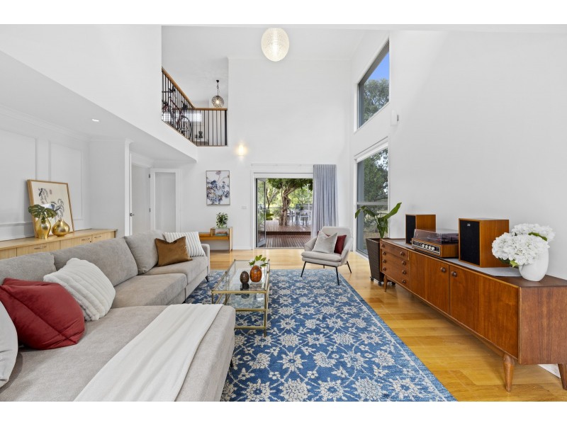 22 Payne Place, Fadden ACT 2904