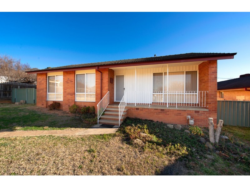 5 Waterhouse Street, Curtin ACT 2605