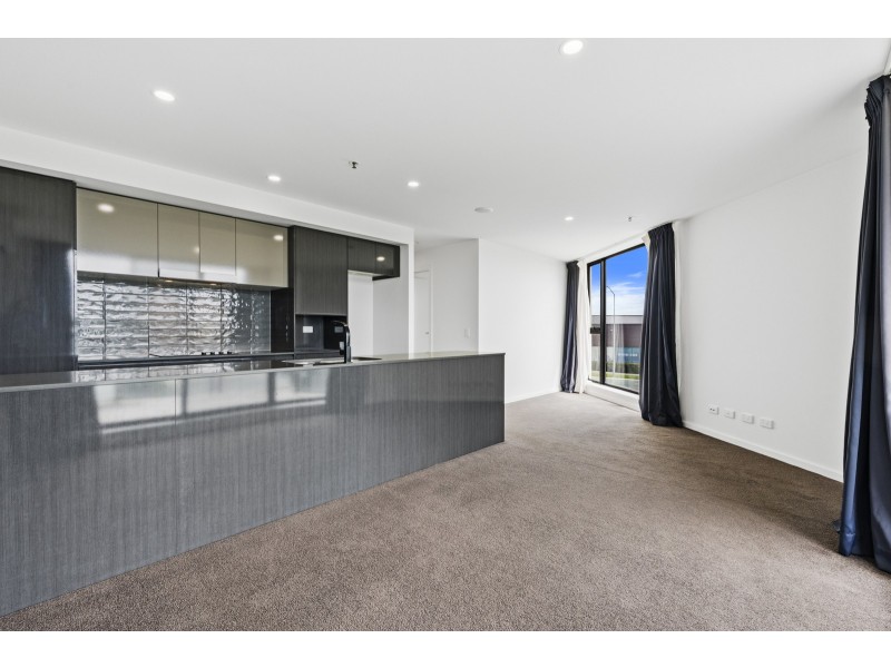 16/1 Anthony Rolfe Avenue, Gungahlin ACT 2912