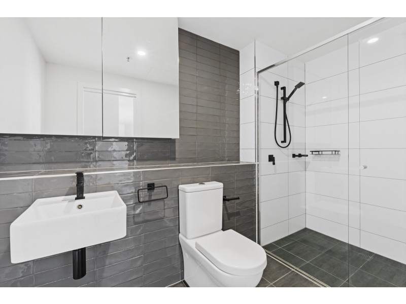 16/1 Anthony Rolfe Avenue, Gungahlin ACT 2912