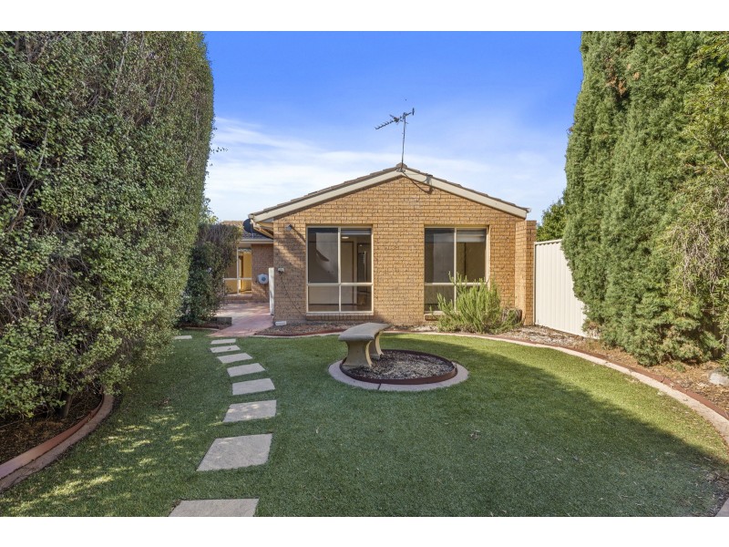 4 Lawlor Place, Gordon ACT 2906