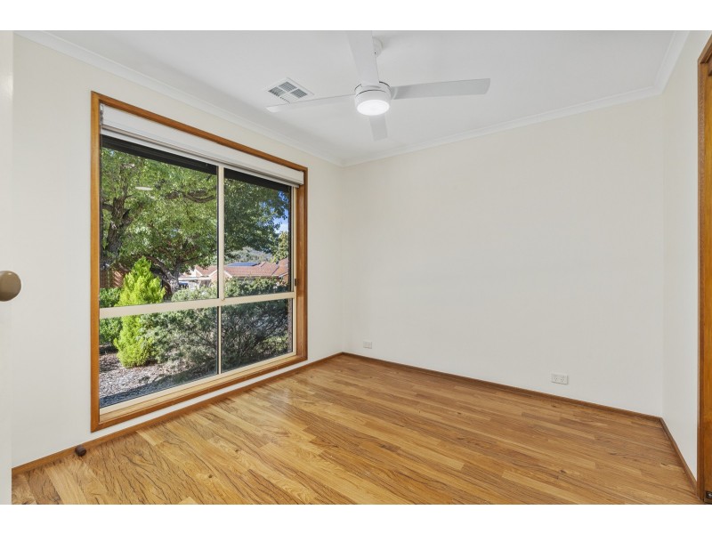 4 Lawlor Place, Gordon ACT 2906