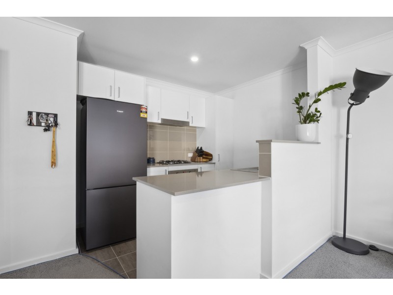 4/35 Clare Burton Crescent, Franklin ACT 2913