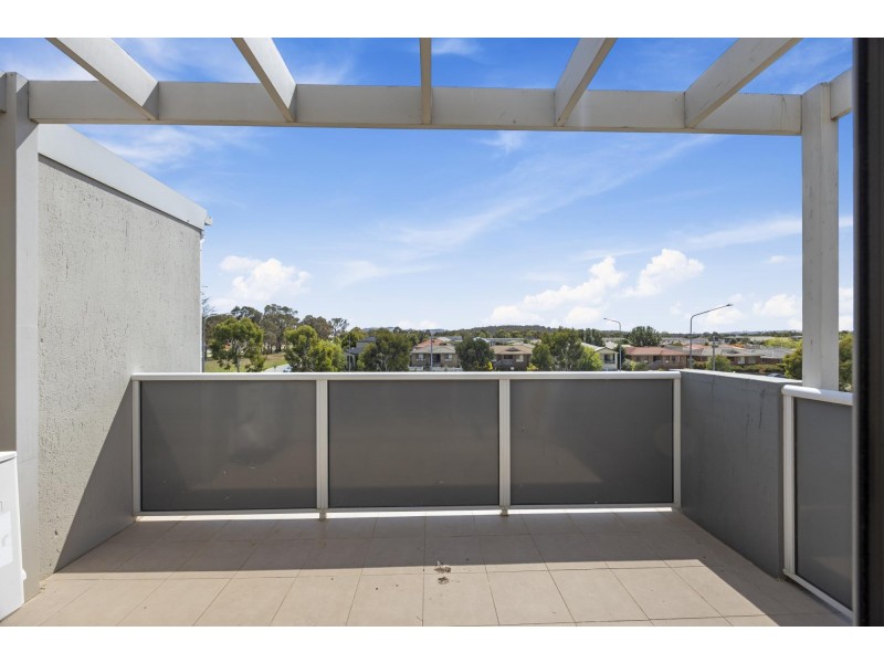 52/75 Elizabeth Jolley Crescent, Franklin ACT 2913