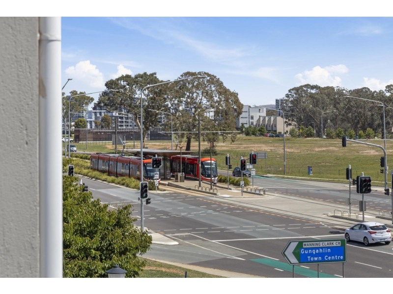 52/75 Elizabeth Jolley Crescent, Franklin ACT 2913