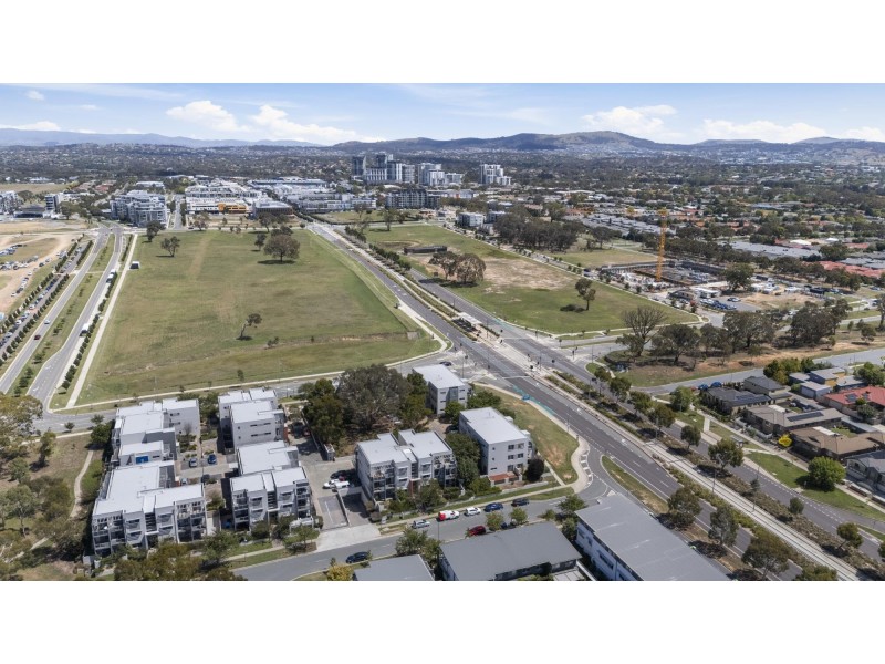 52/75 Elizabeth Jolley Crescent, Franklin ACT 2913