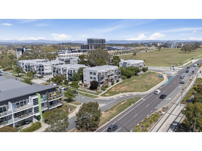 52/75 Elizabeth Jolley Crescent, Franklin ACT 2913