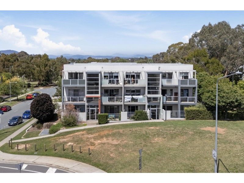 52/75 Elizabeth Jolley Crescent, Franklin ACT 2913