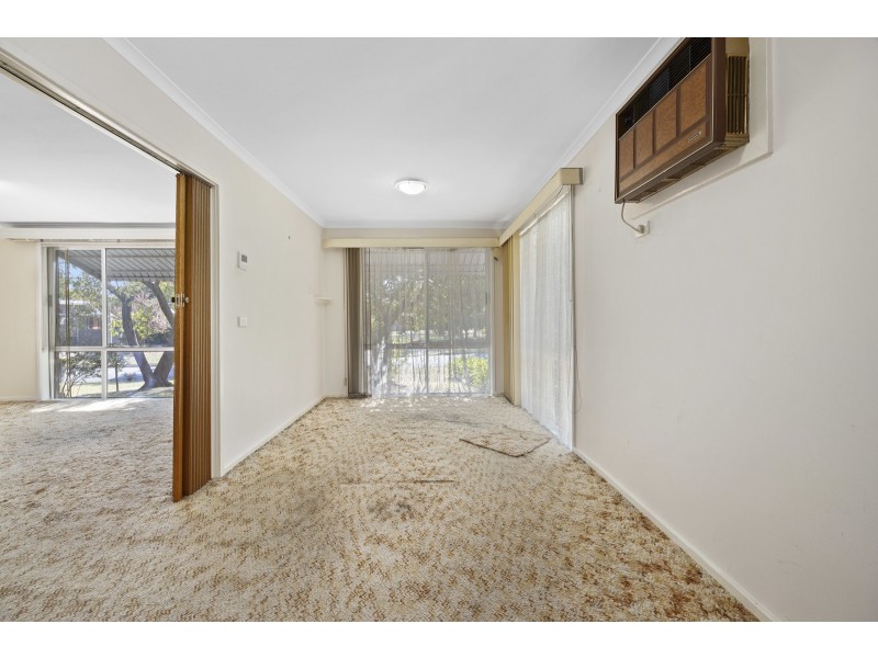 15 Newton Street, Hackett ACT 2602