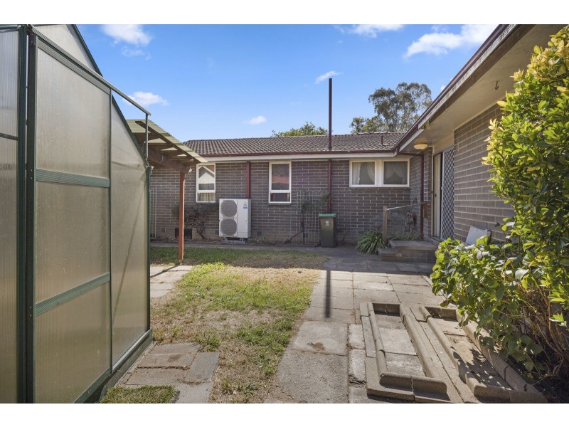 15 Newton Street, Hackett ACT 2602